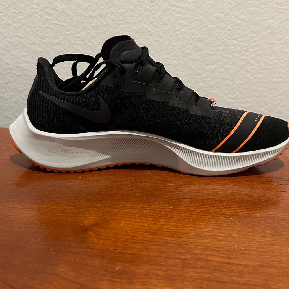 Nike Air Zoom Pegasus 37 ‘ Fast City’ size 9.5 - Picture 4 of 11